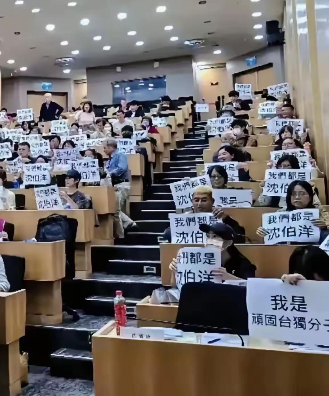 欧美不会给第二次机会！
十五五是决战，中国的退路只有冲锋
这两天刷到不少解读二十