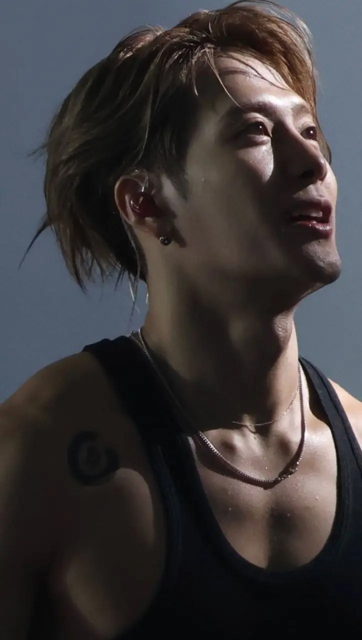 我们会一直一直走下去的 对吗。