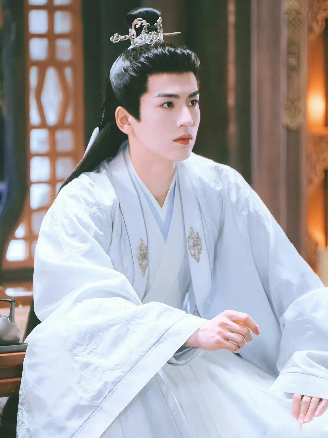 张凌赫特别出演张凌赫特别出演《峨眉》发布预告啦[抓狂]！张凌赫[超话] ​​​