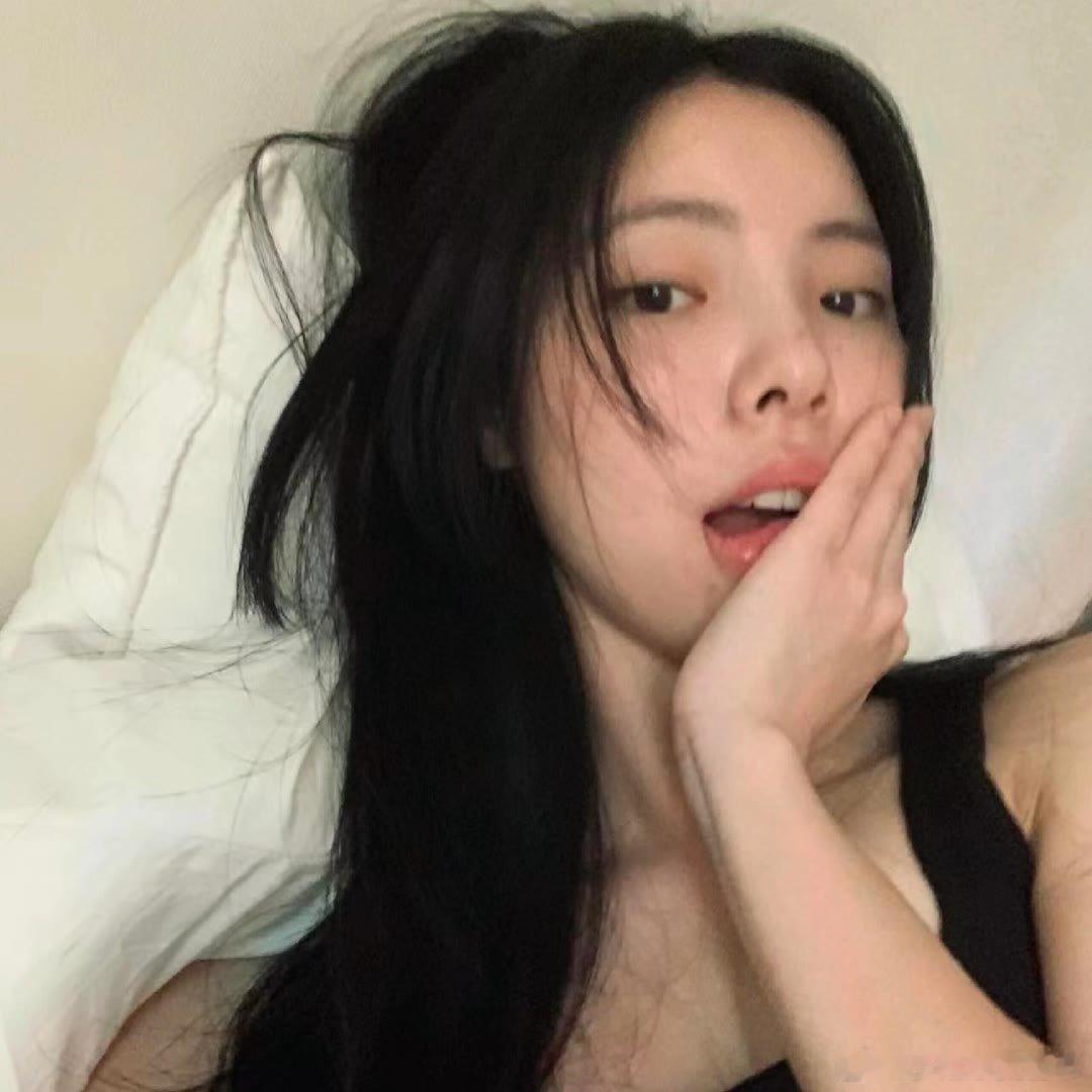 #甜宠文[超话]#                           《软火》