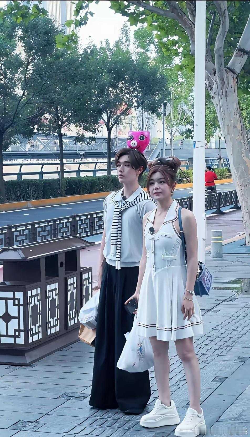 43岁的陈妍希少女装扮毫无违和感