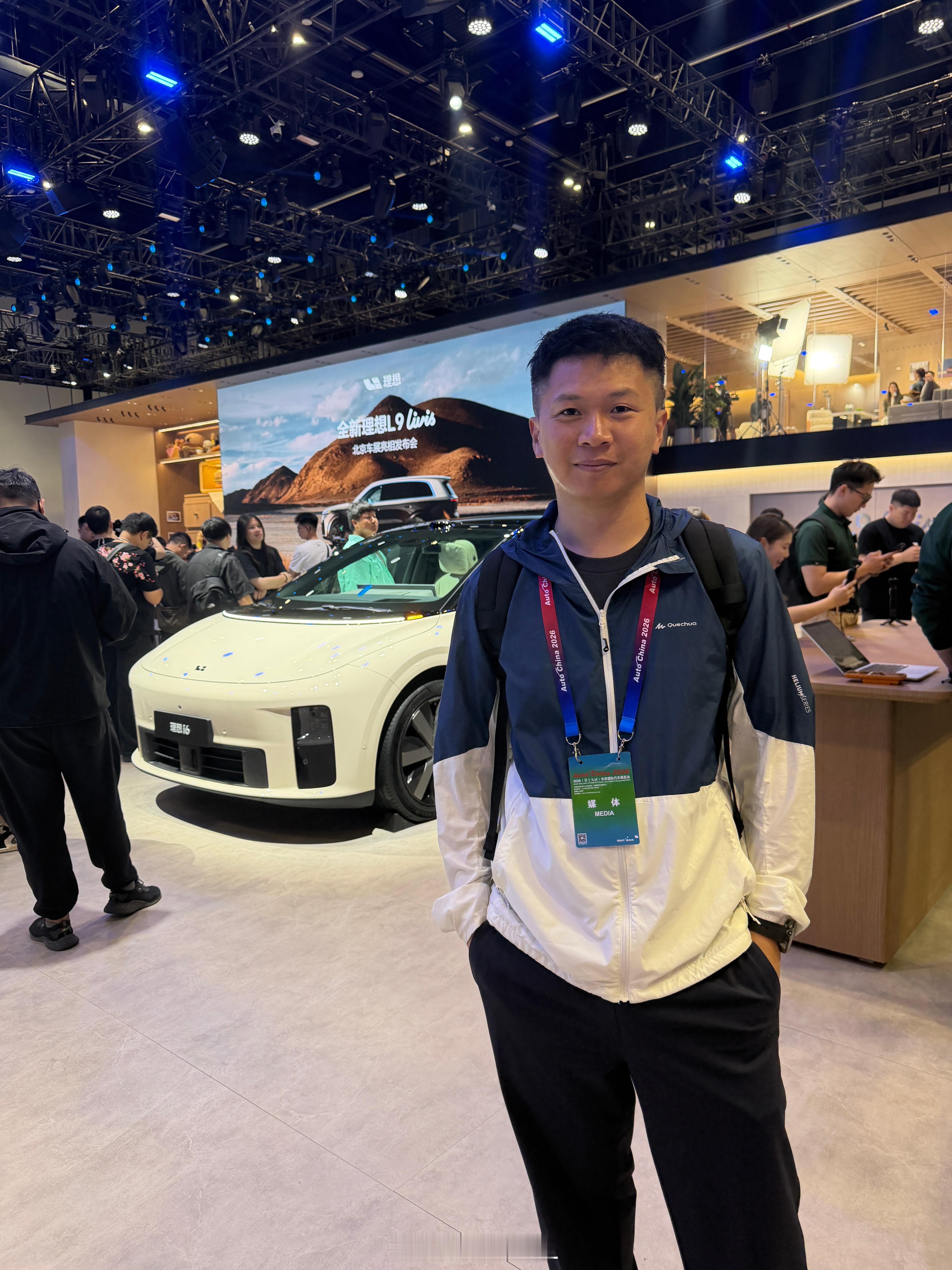 点赞捡钱，抽一个粉丝发 8.8 红包，晚上12 点开  抽奖详情