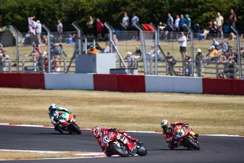 WSBK法国站：电子系统不是替车手骑车
现代WSBK赛车的电子控制相对复杂，但它