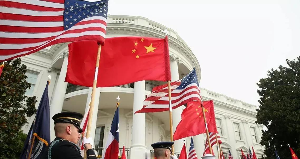 都说中国留不住人才，精英都移民去了欧美，可奇怪的是，那些留在中国的二流、三流、甚