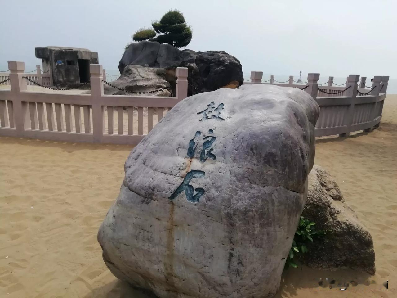 厦门一共去了四次，前三次是在深圳工作的时候坐飞机到高崎机场，出差地方离机场很近，
