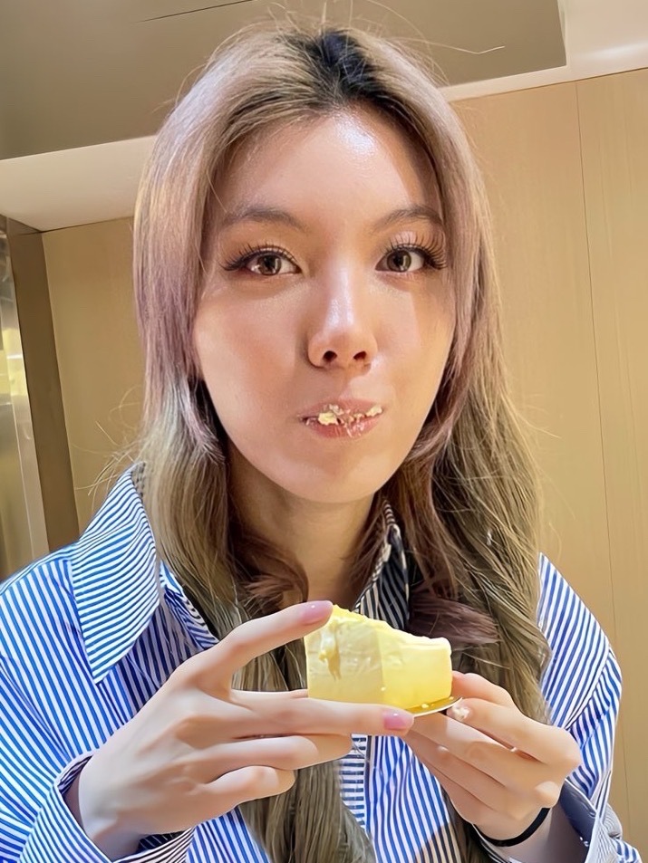 是小猫🍰🍴 ​​​
