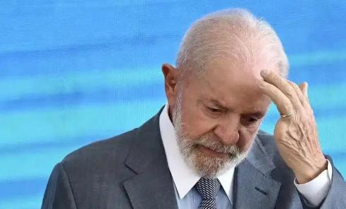 巴西总统卢拉突然放大招！稀土不再只卖矿石，谁想拿走资源就得留下工厂，这一刀砍向全
