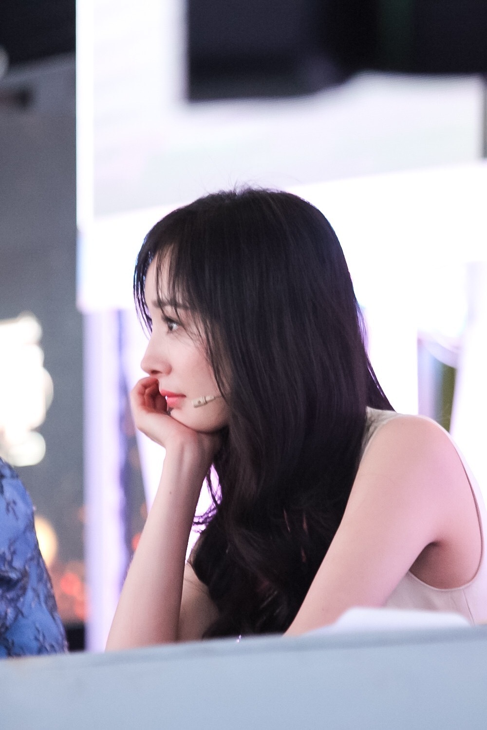 杨幂杨幂冯娷☘️杨幂江山大同🍀杨幂冯太后“春天有鲜花绽放 秋天有枯叶飘落 但热
