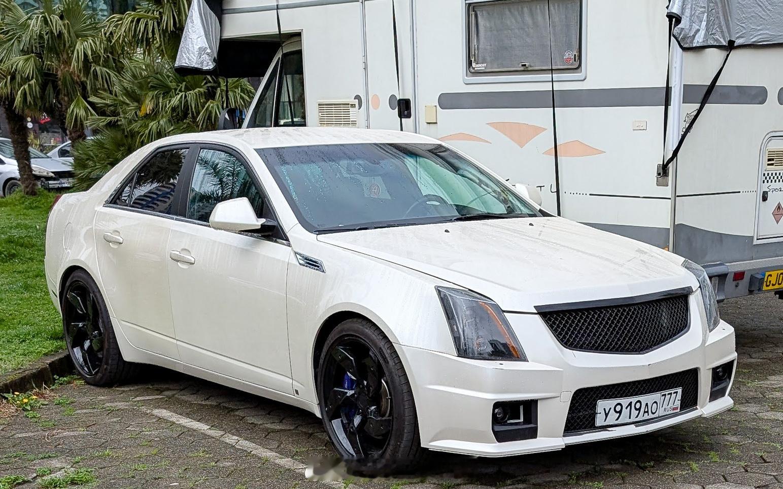 Cadillac CTS / MINI Countryman / Volvo S