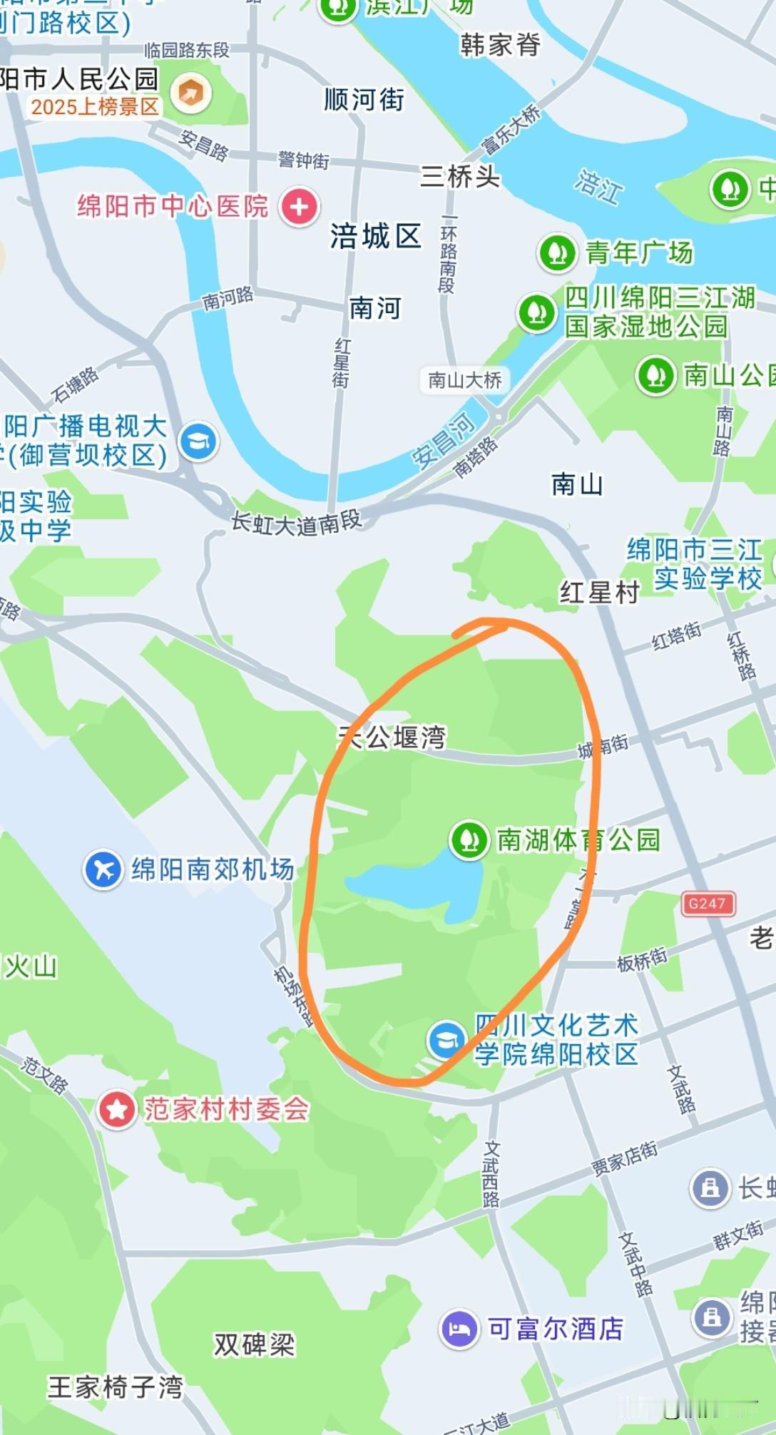 南湖公园这么好的位置，怎么就没多少人喜欢去玩呢？最主要还是入口位置选得不对，路也