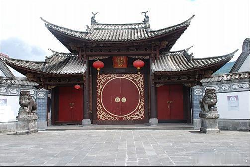 【南甸宣抚司署】南甸宣抚司有一个独特的名称，叫做傣族的“小故宫”，意思是说我们的