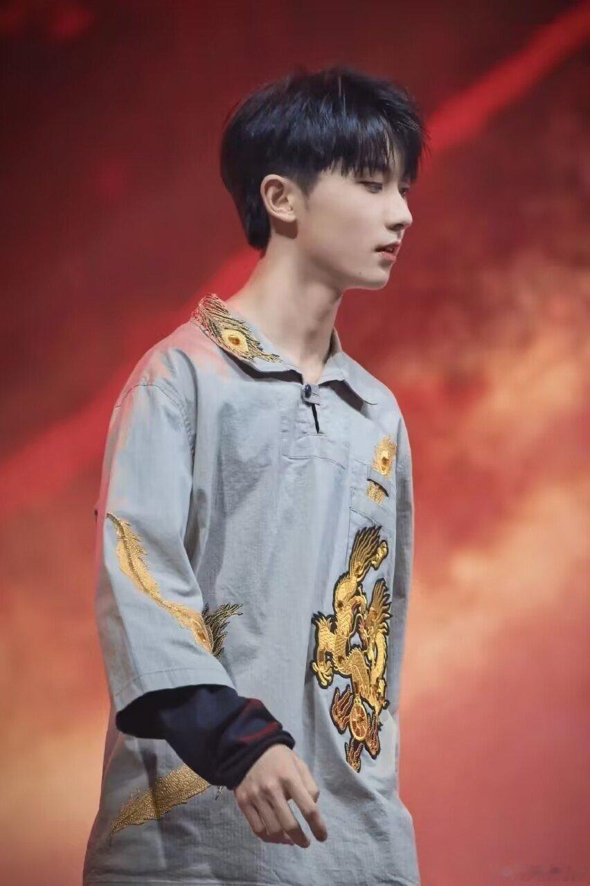 #马嘉祺[超话]#mjq#马嘉祺中国移动动感地带芒果卡代言人# 💜 #马嘉祺新