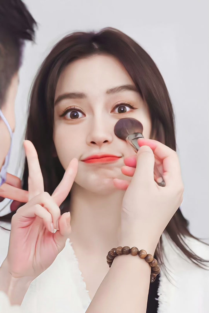angelababy [心]杨颖 七夕限定抽卡进入倒计时，大家都抽齐了吗 ​​​