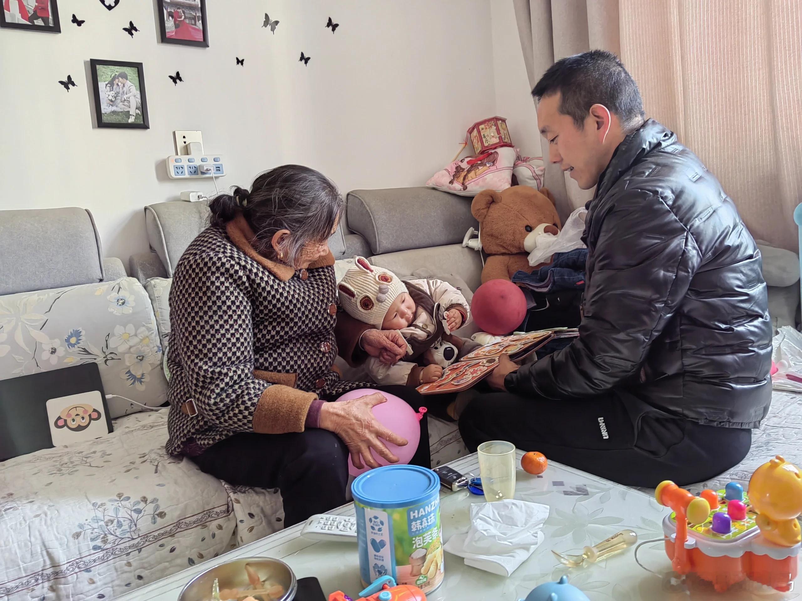 儿子突然离世怎么给老人说46岁未婚独居女性离世后