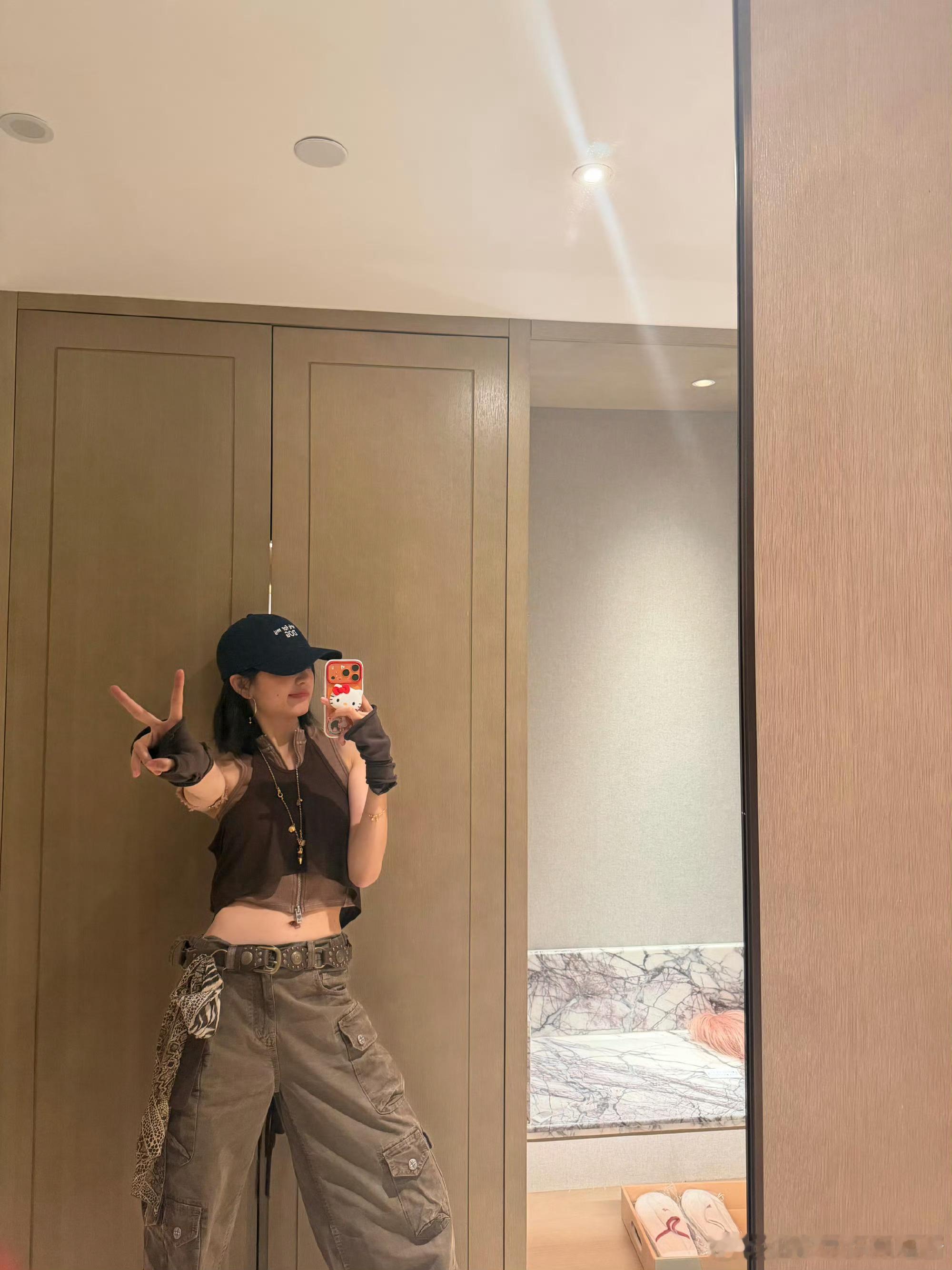 周柯宇跟孙千说我在这呢周柯宇原路返回安慰孙千开始推理吧周柯宇听到孙千的声音以后原
