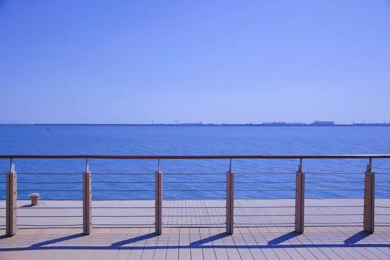 住在天津滨海新区，幸福感简直爆棚！它毗邻渤海湾，隐匿着诸多宝藏游玩地。
必须给大