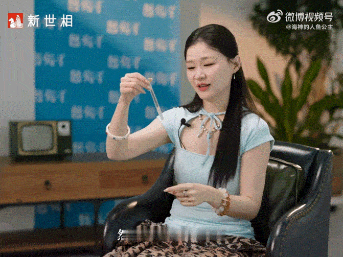 金靖摆荡就是痛苦金靖越想远离痛苦则会越靠近痛苦原来痛苦不是来自失去，而是来自我们