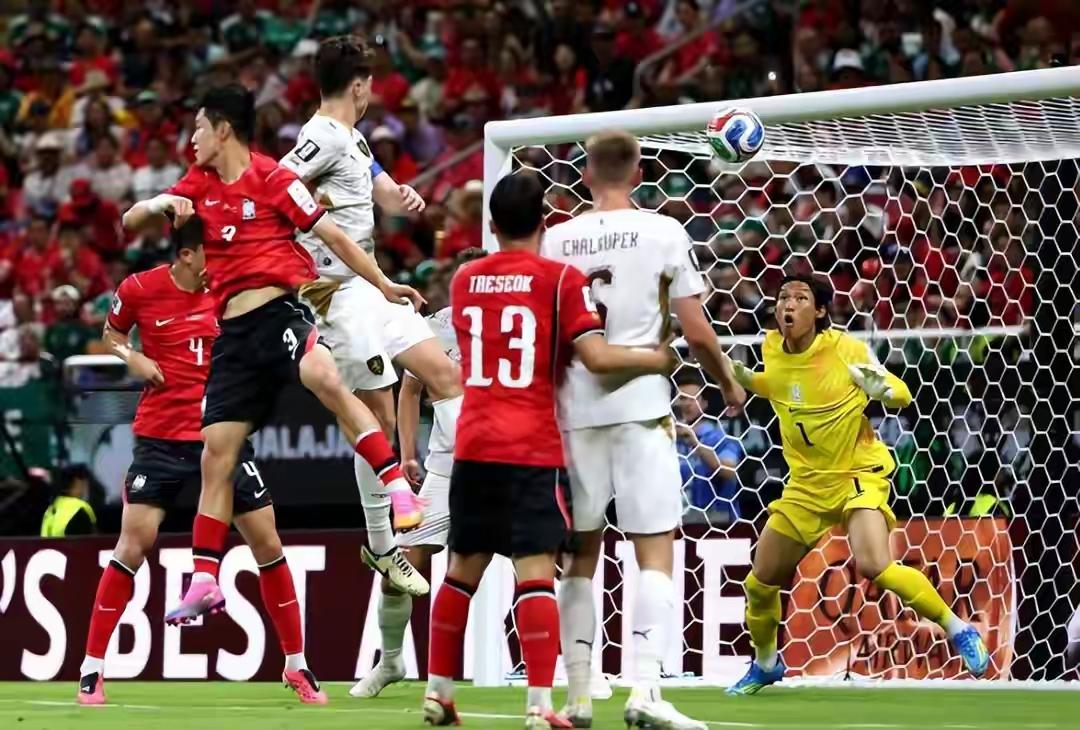 韩国2-1捷克，亚洲足球不再是世界杯的陪衬角色，期待接下来沙特、日本、伊朗的表现