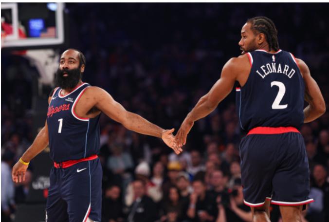 据相关新闻，NBA最新战力榜，快船排名第11，湖人13、勇士16。
不可否认，快