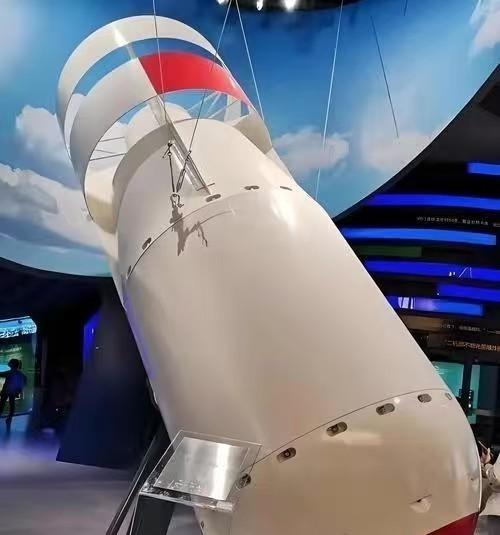 氢化镁平时安安静静躺在实验室的瓶瓶罐罐里，看着完全没有杀气。可它有个脾气，一旦遭