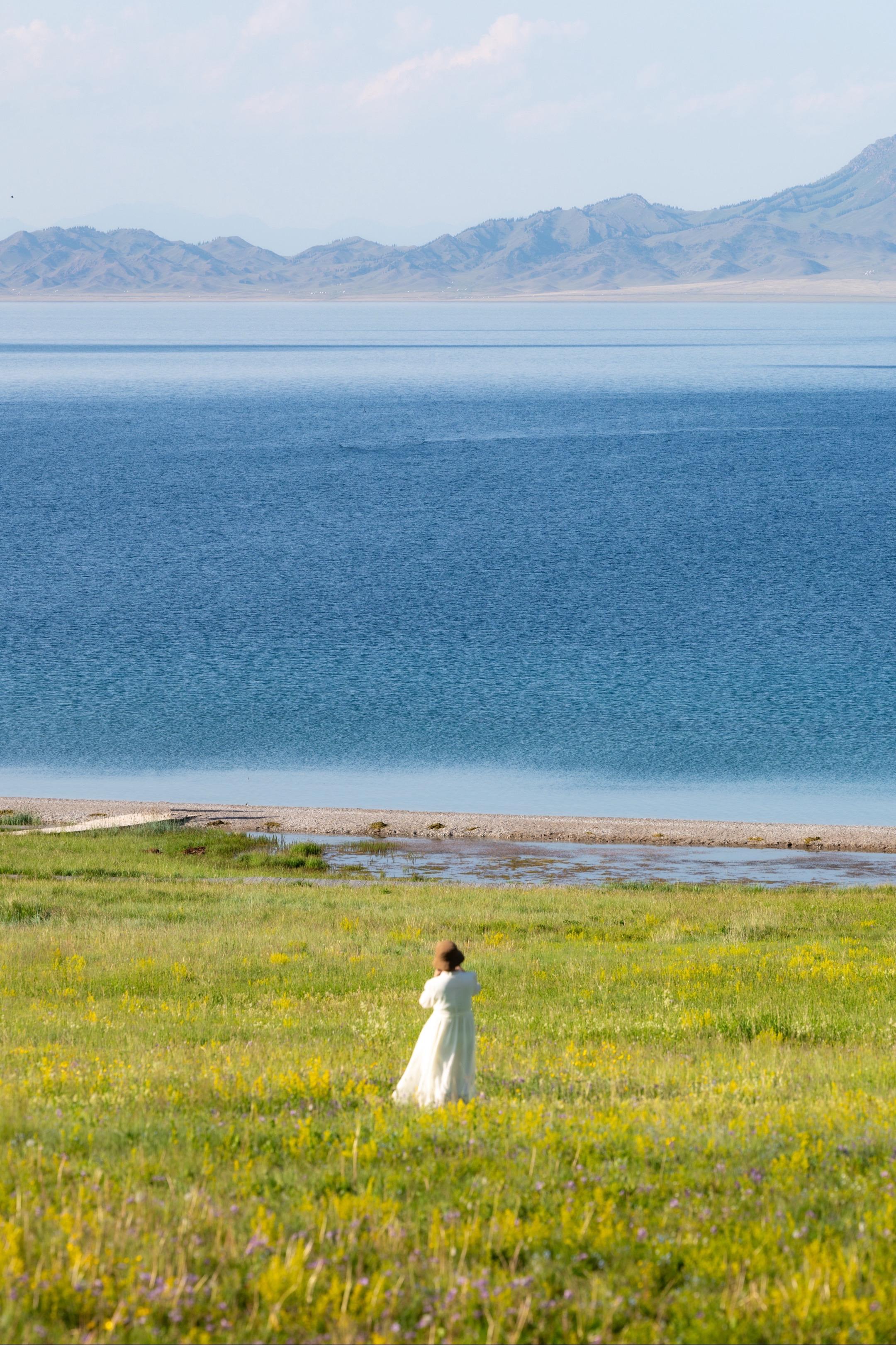 天呐！我在赛里木湖拍到了油画世界‼️。已经第三次来赛里木湖 每次来都有...