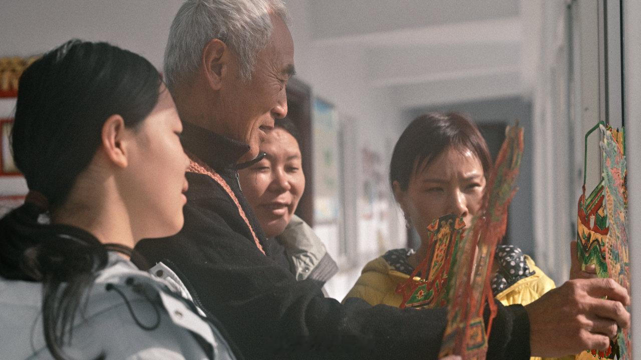 惊艳世界的东方匠心文化和自然遗产日 【许昌陈氏皮影制作技艺】陈氏皮影制作技艺传承