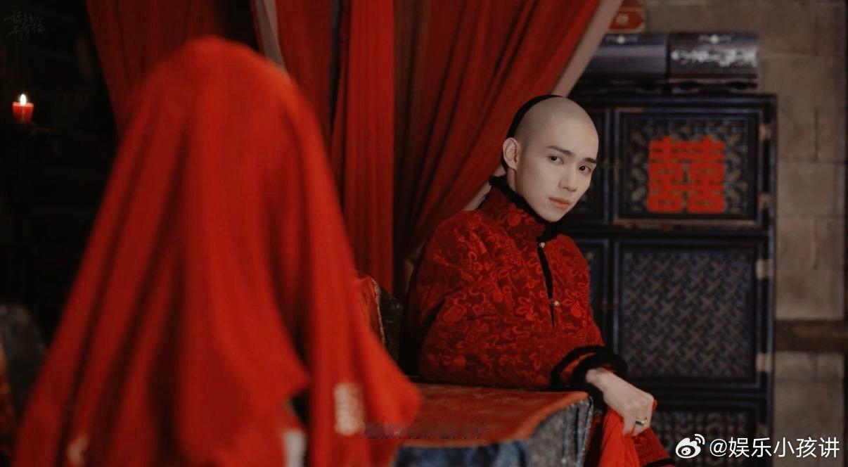 我就说这张脸演的能是什么坏人 罗一舟的颜值自带正义感！李钦初登场矜贵疏离像反派，