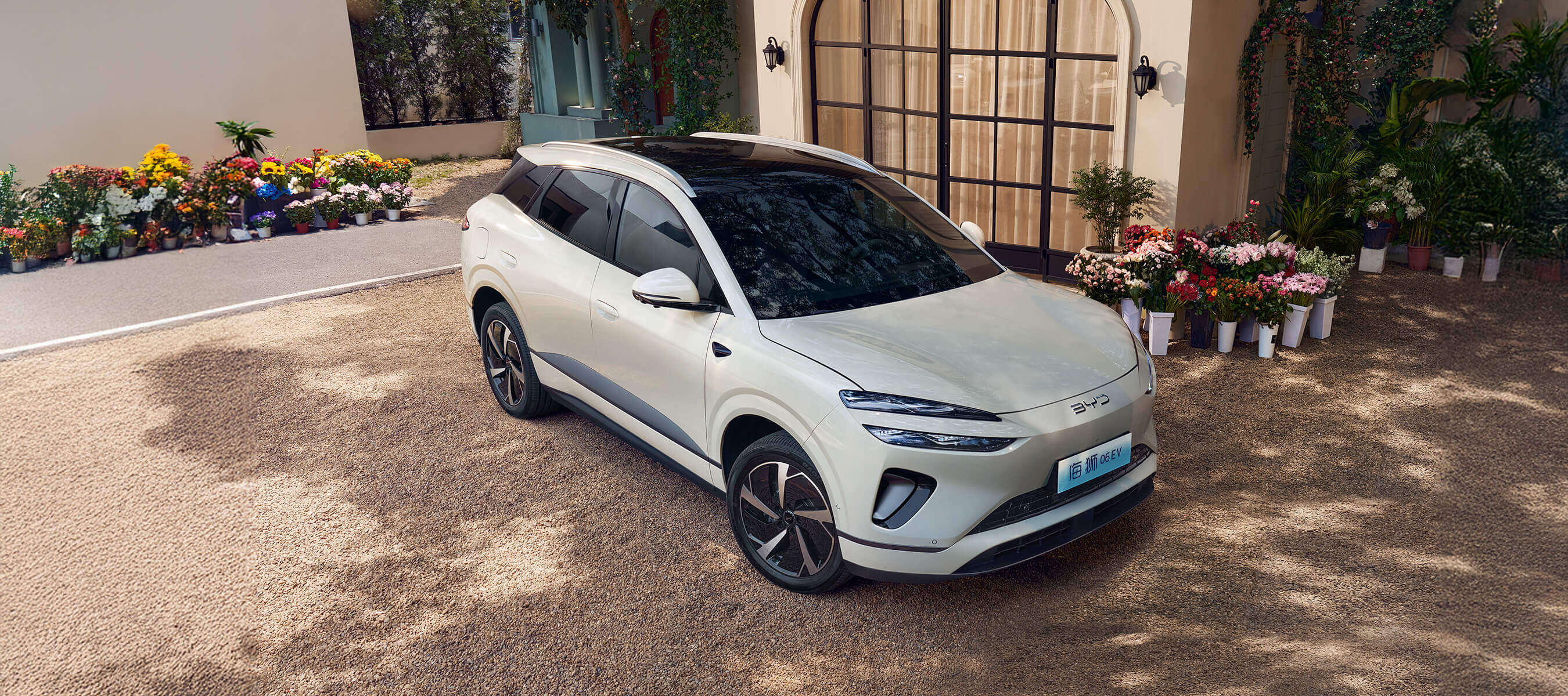 华说此车 比亚迪海狮06【外观篇】你还记得你初次看到海狮06的图片反应吗？反正我