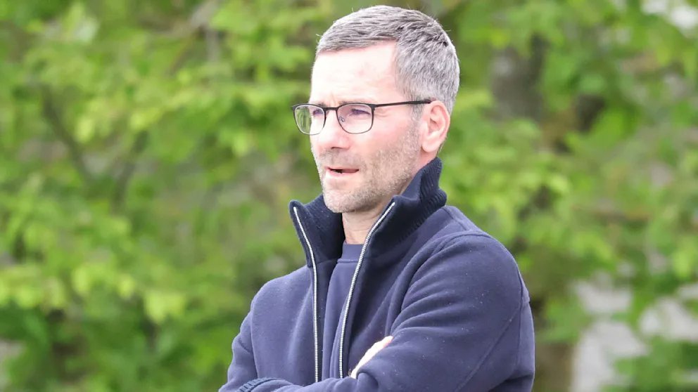 由于现任拜仁慕尼黑青训营主管Jochen Sauer深度参与拜仁与洛杉矶FC的合