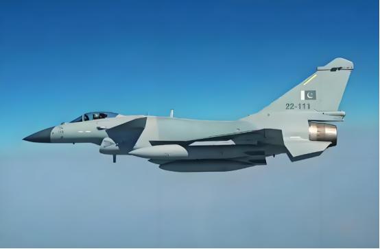 巴铁可能会拿出价值一百二十亿美元的合同，采购四十架沈阳飞机公司生产的J-35A，