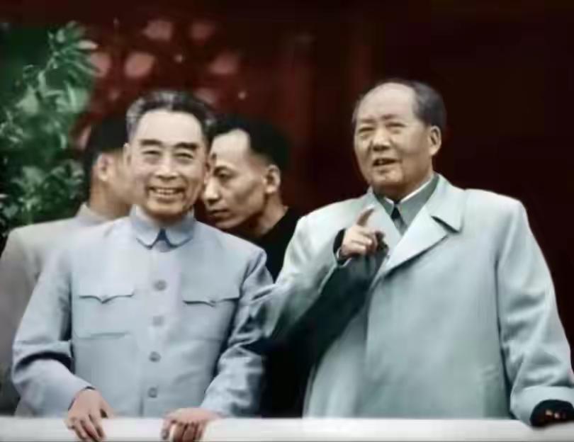 不喜欢请划走，没有人不缅怀周总理，​每次看到都泪流满面！
不喜欢请划走？不，这次