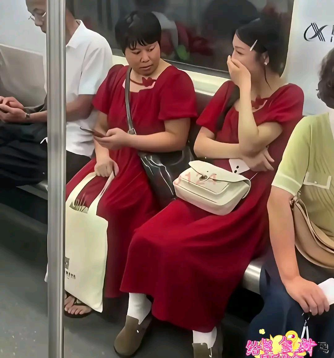 撞衫不可怕谁丑谁尴尬