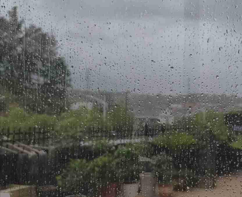 我的今日状态：😁轻松愉快
我这里的天气：🌈雨过天晴：昨天湖北随州出现不多见的