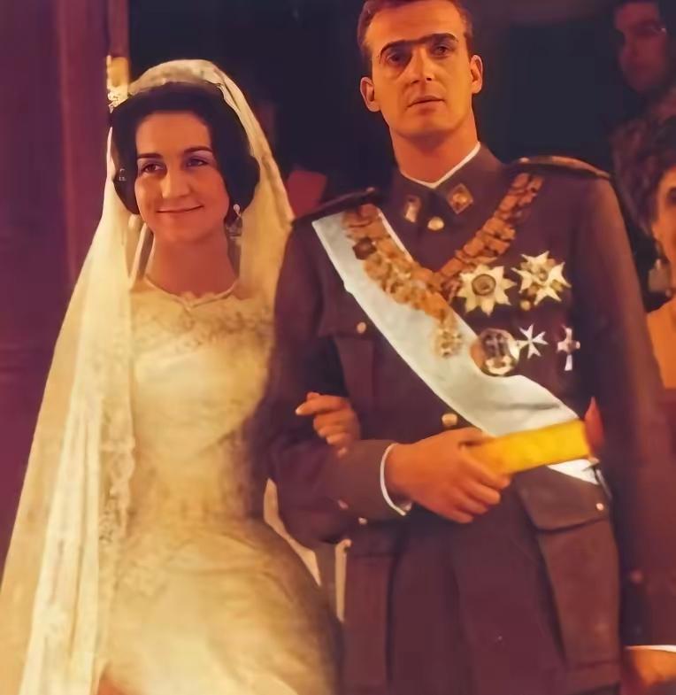 “他性瘾太大，必须进行化学阉割！”2014年，86岁的西班牙前国王，被强行注射了