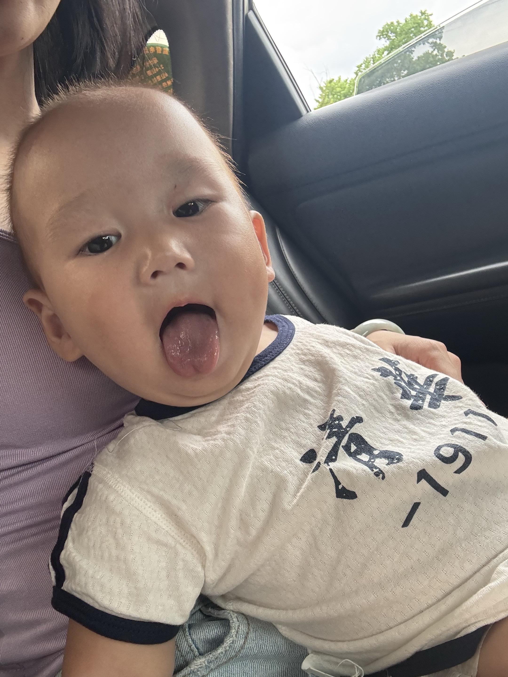 这是我家的小可爱呀
