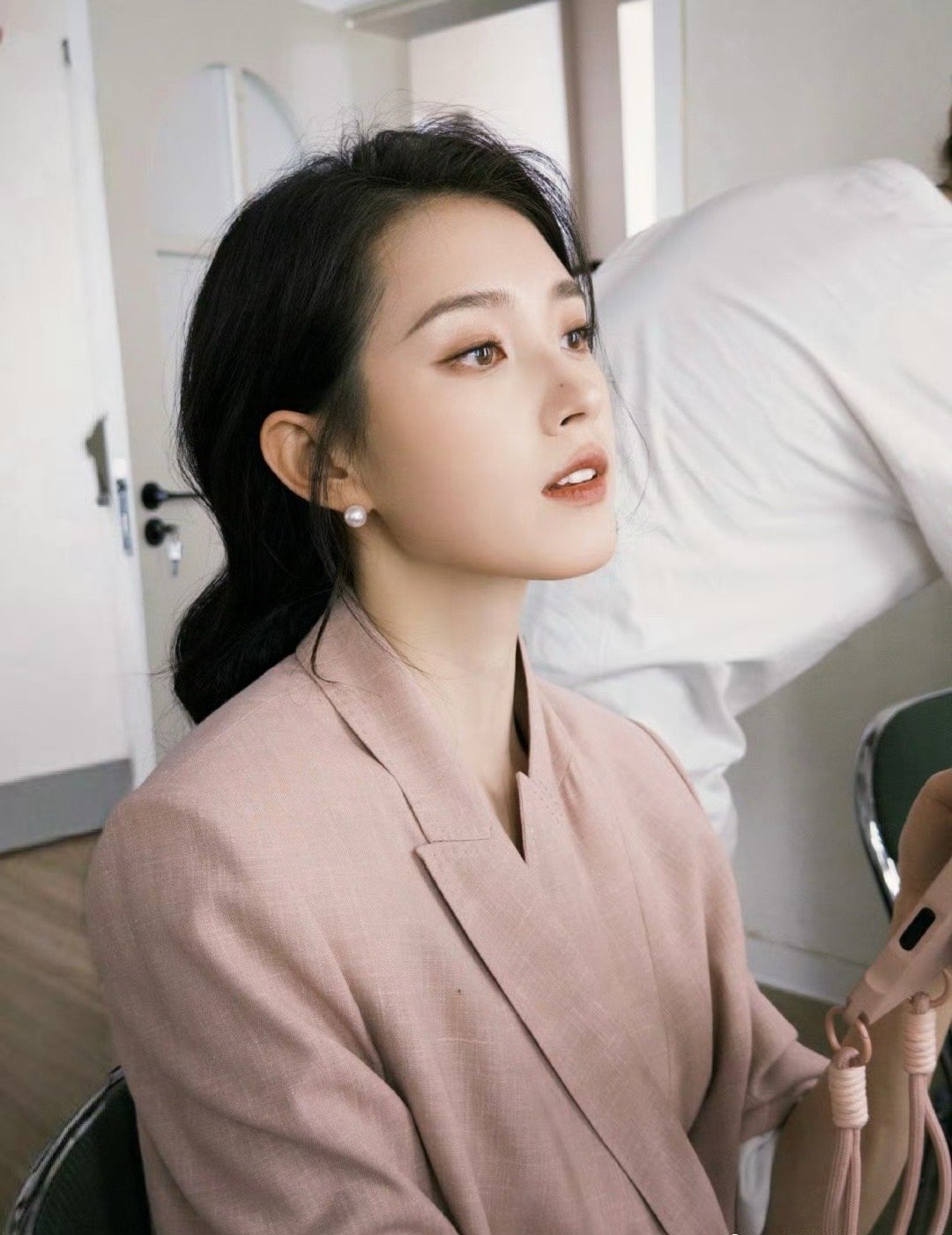 郭宇欣现在长剧短剧都接吗？ 