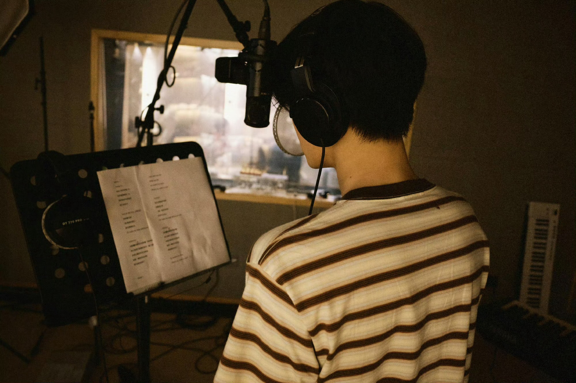 檀健次🎙️录音棚 𝒓𝒆𝒄𝒐𝒓𝒅𝒊𝒏𝒈🎧 