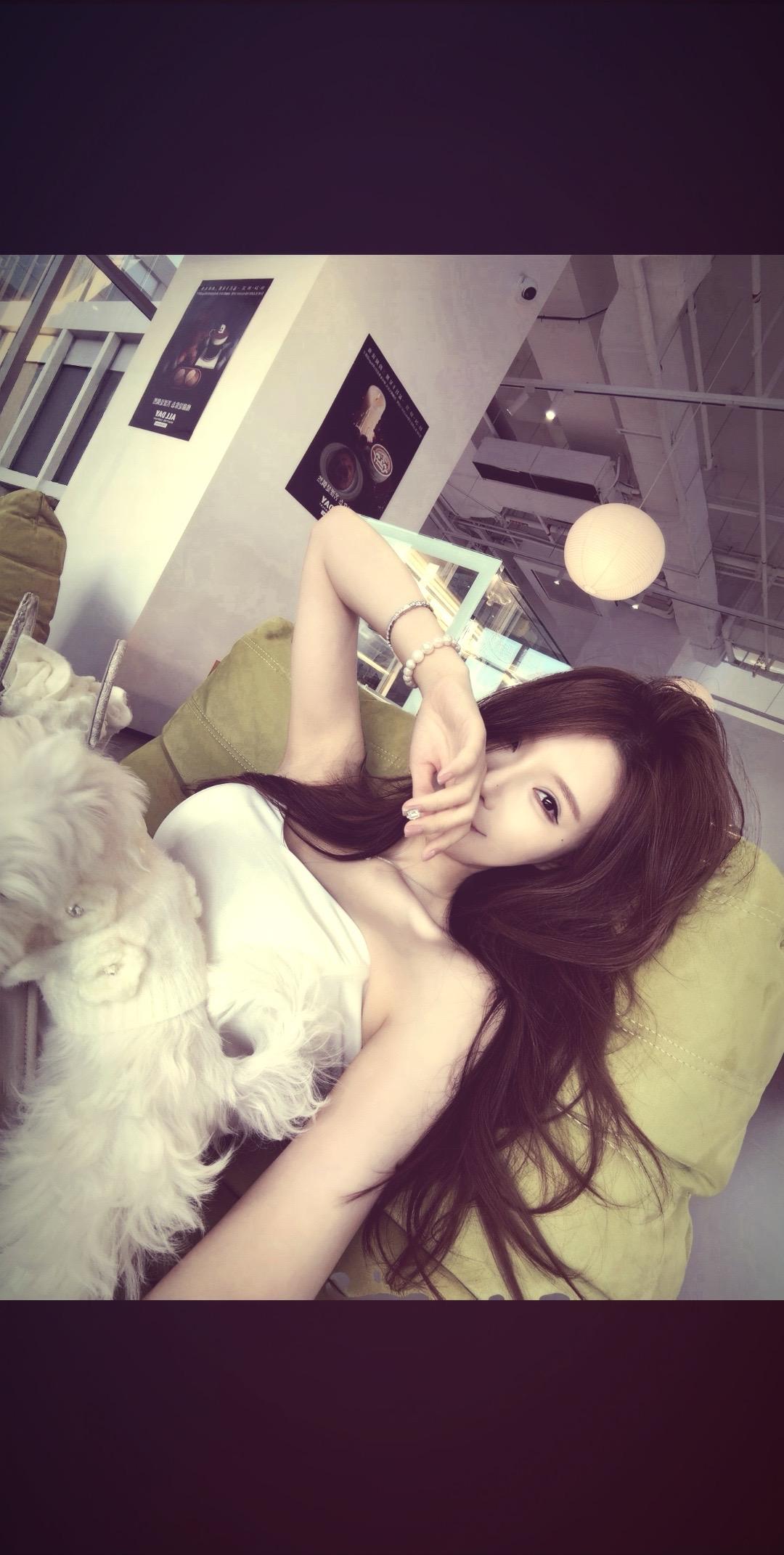 我的千禧回忆杀 千禧年风一下就被拿捏住了 水瓶座