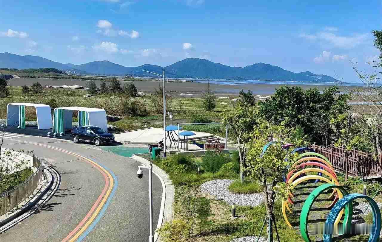 带定位晒今日生活 今天心情轻松愉快，外面也是大晴天，心情也被晒了个太阳！
正吃早