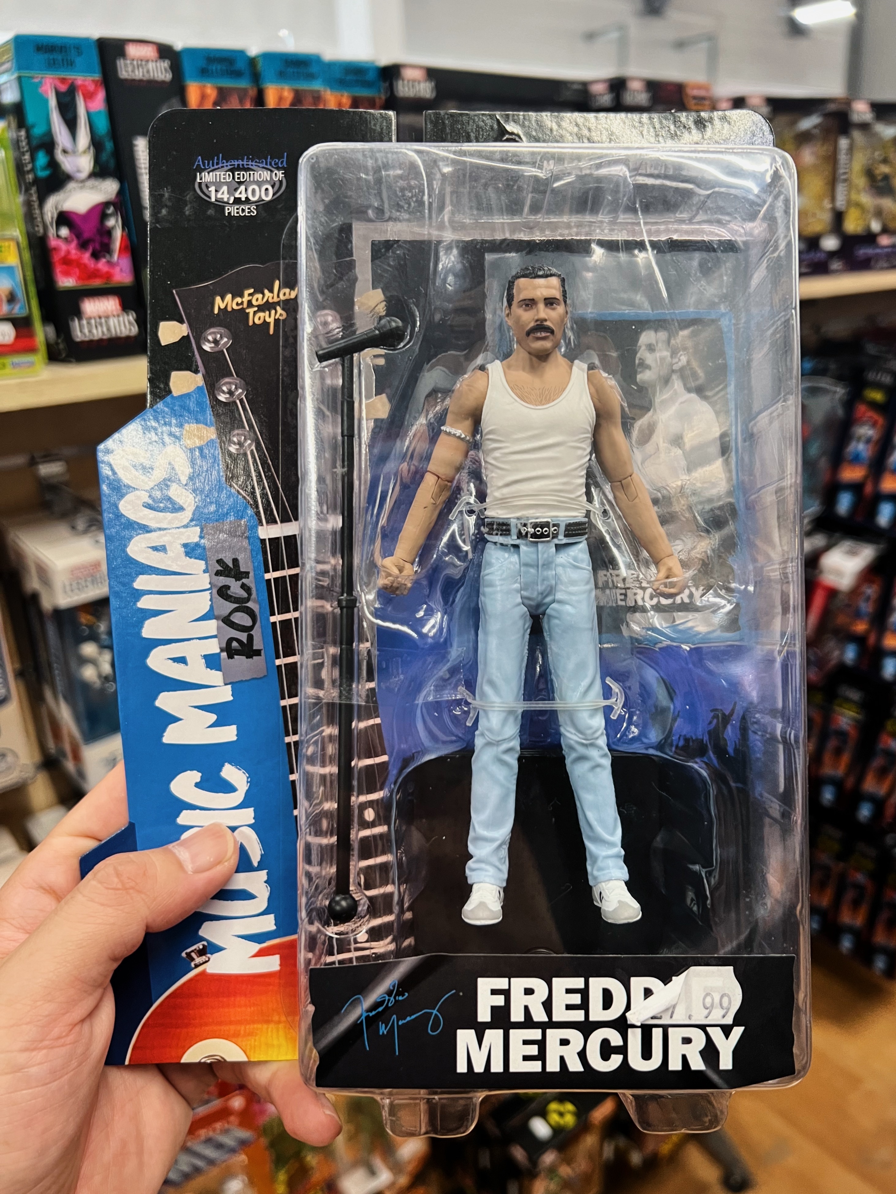 上周末买了个Freddie Mercurysaturday3pm ​​​