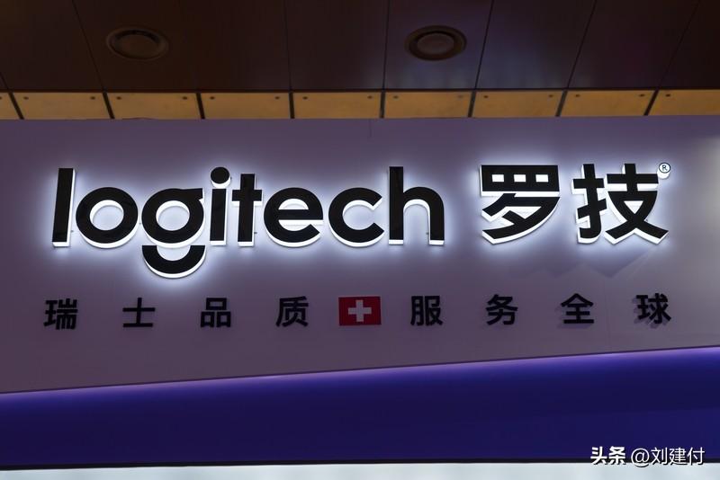 罗技为“降价像狗一样跑来”广告道歉 罗技就“降价像狗一样跑来”广告致歉，这波操作