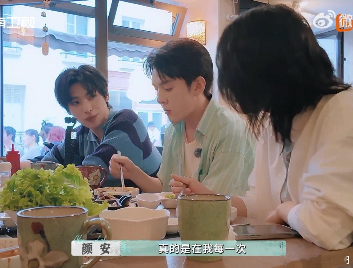 颜安成长的每个阶段都有尚雯婕颜安[超话]颜安这缘分我慕了！尚雯婕在《歌手》带他入
