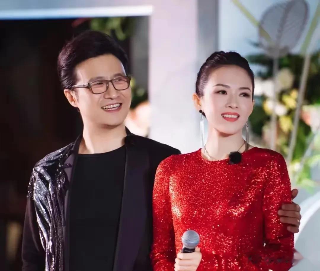 四段感情三次婚姻（和葛荟婕没结婚）4个孩子，汪峰的人生堪称开了挂！和章子怡的8年