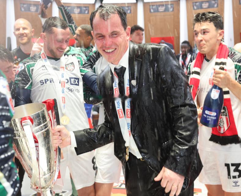 据英媒《卫报》报道，EFL(英格兰足球联赛)将投票决定英冠附加赛是否扩军至六支球