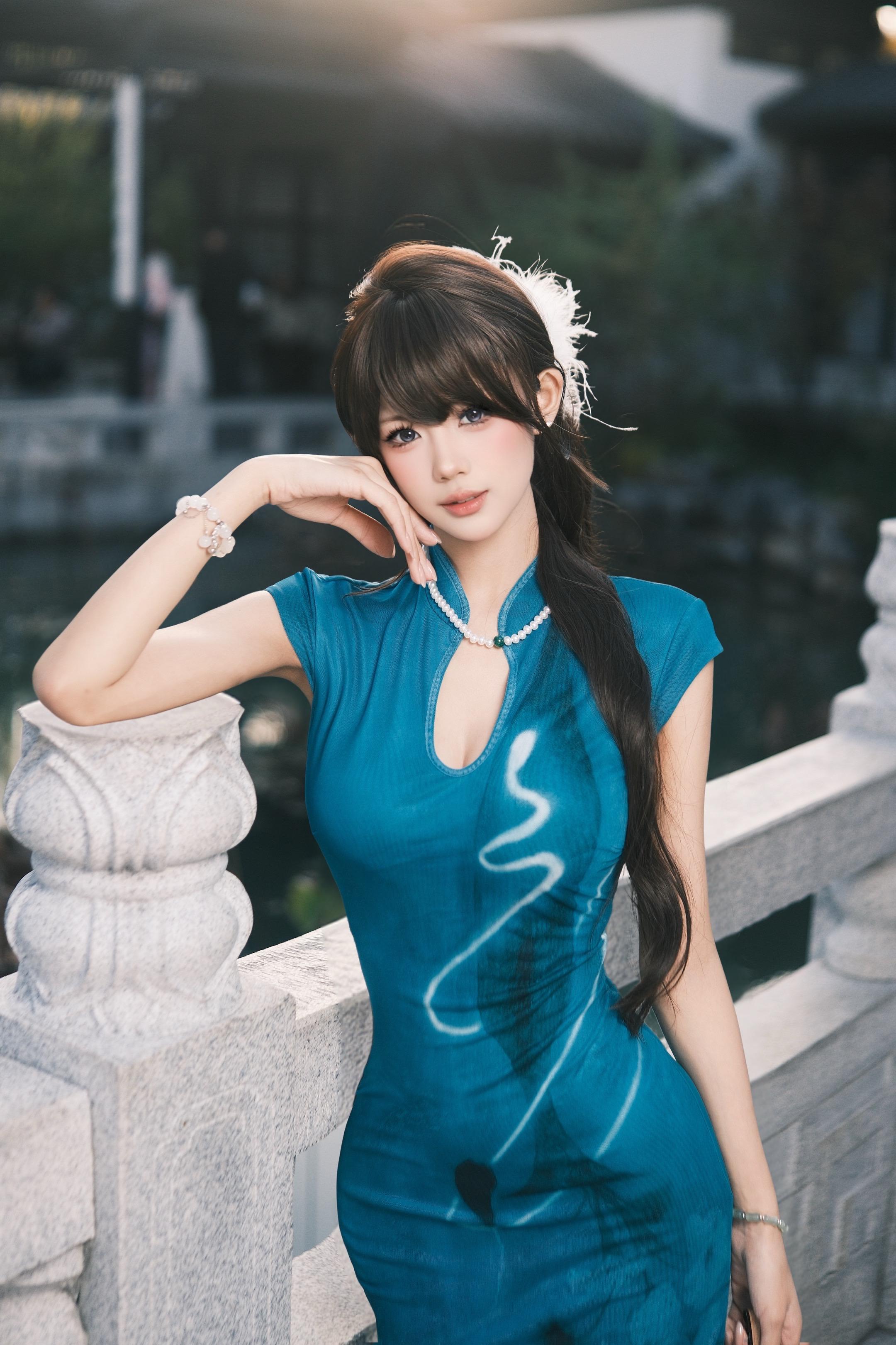 风住尘香花已尽。相机：富士xh2 镜头：思锐曙光35mm F1.4 胶...