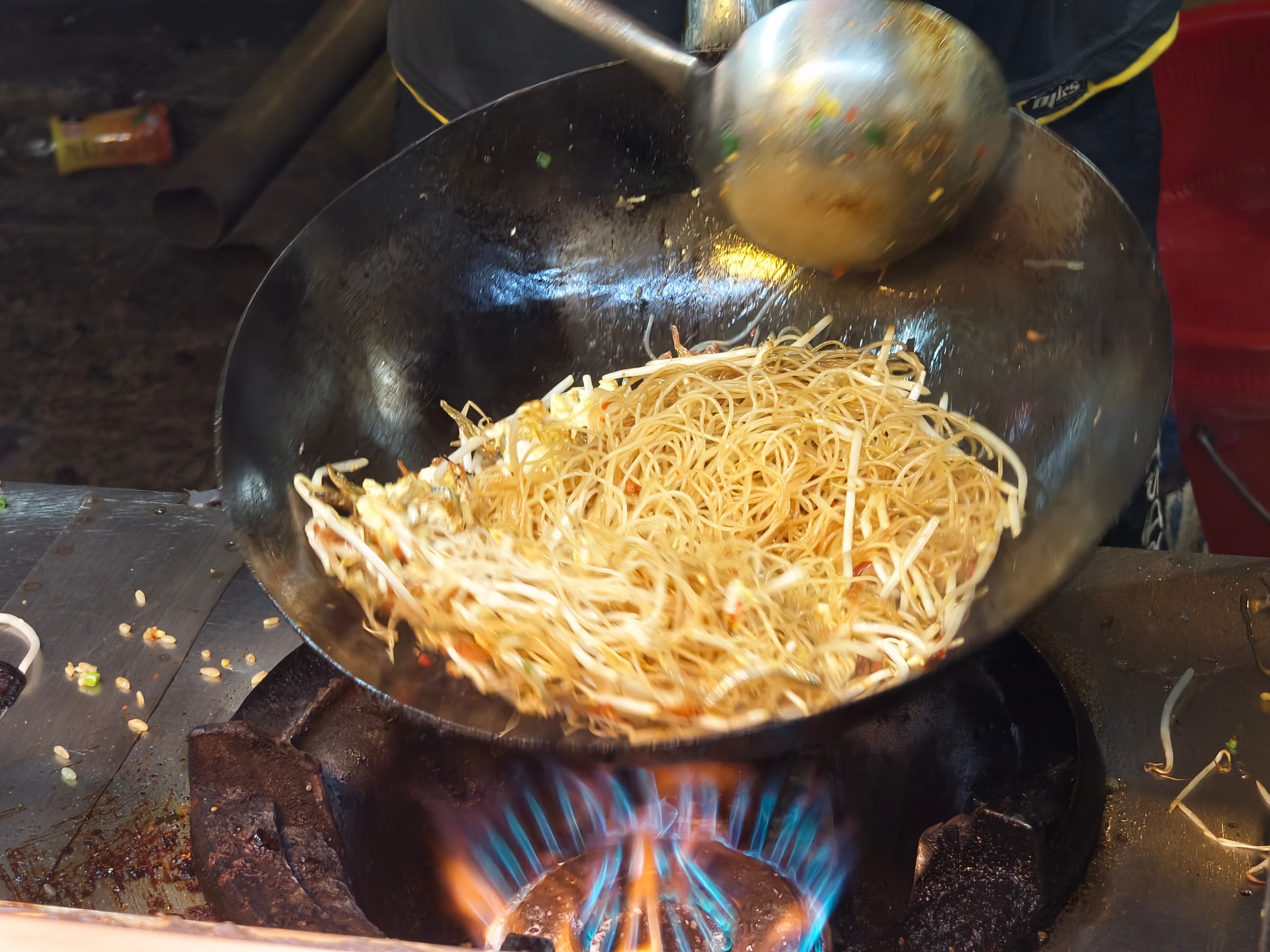 这无尽的夜啊……广州生活广州美食生活碎片 广州·西塱地铁站A口