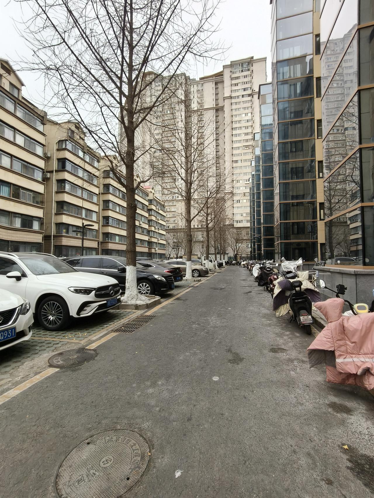 只想说一句话:
    有句谚语，一岁学走路，一生学闭嘴！
   ‘‘ 夲来不是