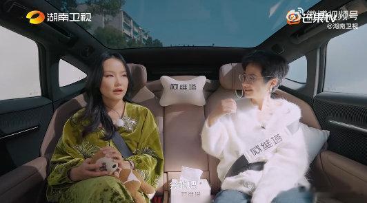 黄龄唱歌要把自己想象成杀手湖南卫视背后黄龄的舞台表现力真的没得说！把自己想象成杀