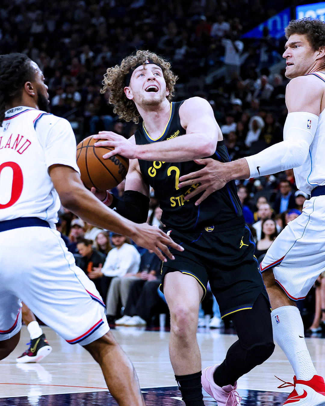 波齐姆斯基10分，4篮板，2助攻。勇士vs快船