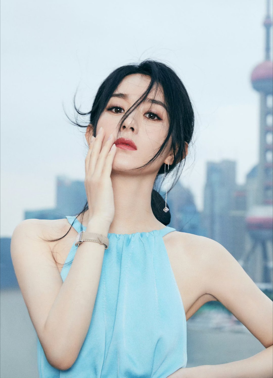 赵丽颖 zly赵丽颖出道二十周年 zly二十春秋同伴颖,万里乘风且徐行“你眼中的